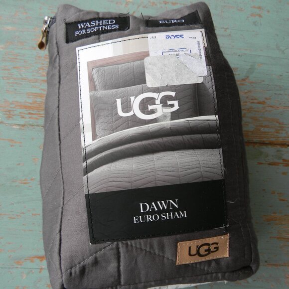NEW UGG DAWN EURO SHAM CHARCOAL GRAY 26"X26" - Picture 1 of 5